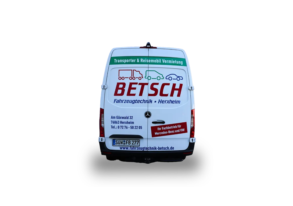 Rückansicht des Fahrzeugs